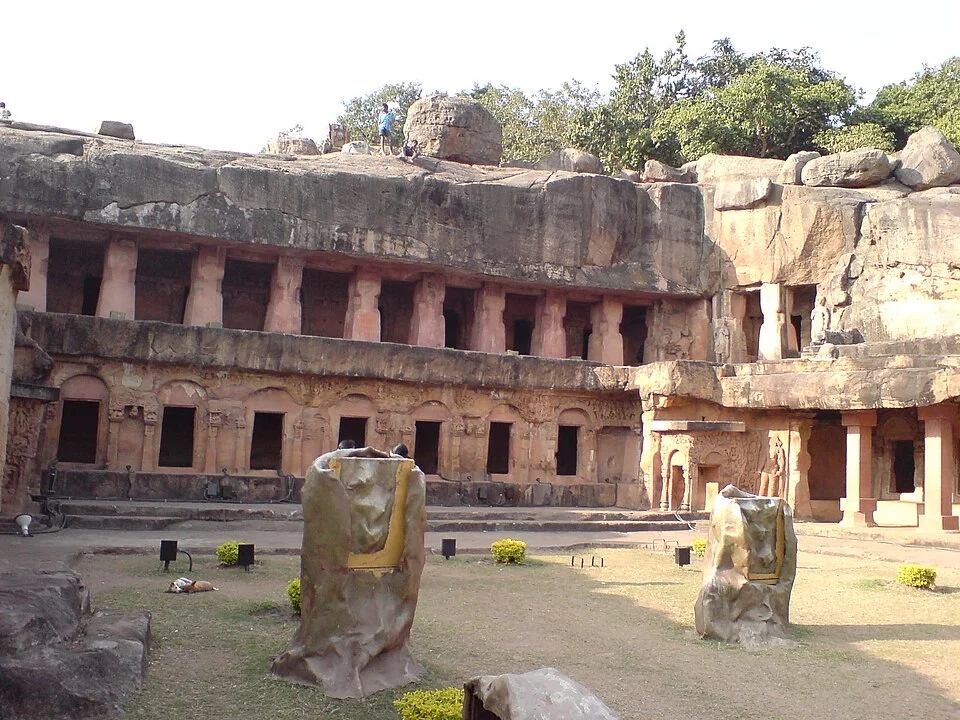 Dhaulagiri viharas